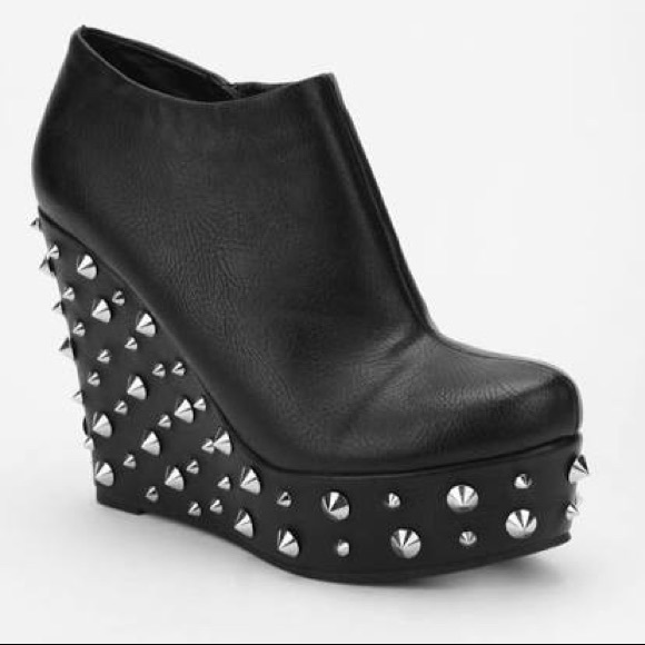 Deena &amp; Ozzy Shoes Studded Wedge Platform Booties Poshmark